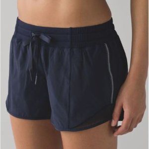EUC Lululemon Hotty Hot Short (Long 4") Size 8